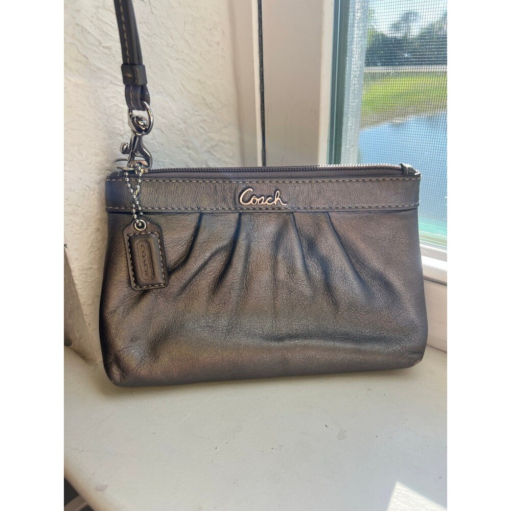 COACH Y2K Vintage Wristlet Wallet in Metallic Pewter/Silver Color